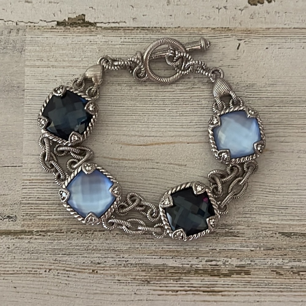 Judith Ripka Sterling Silver Hematite Blue Quartz Doublet Toggle Bracelet - Picture 8 of 8